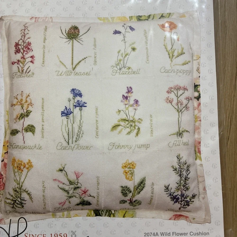 Thea Gouverneur new package